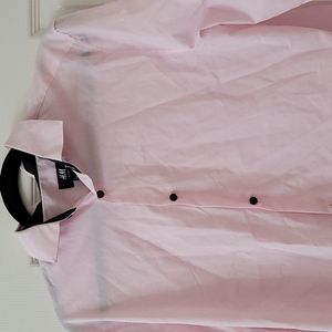 Slim Fit pink with black buttons H&M shirt.